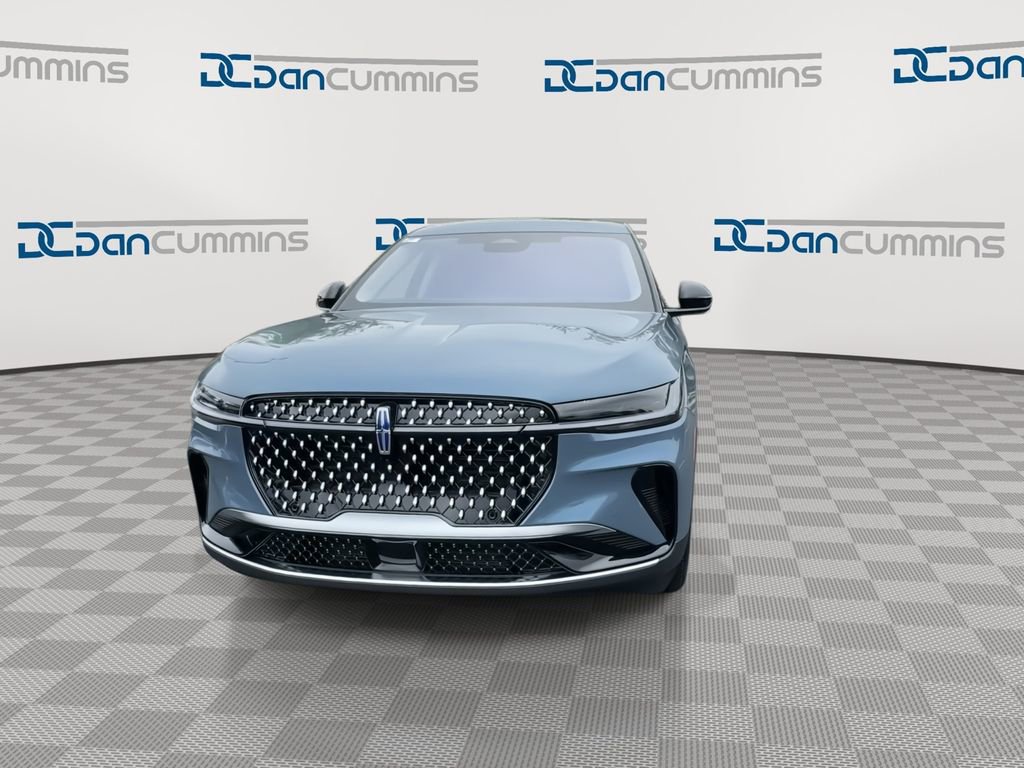 New 2025 Lincoln Nautilus Premier w/ Equipment Group 102A AWD/4WD image 3