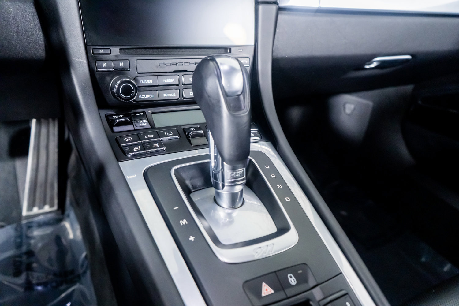 Used 2019 Porsche 911 Turbo w/ Light Design Package image 33