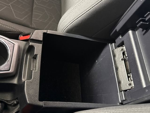 Used 2017 Toyota Tacoma TRD Sport w/ Tow Package (A/T) image 37