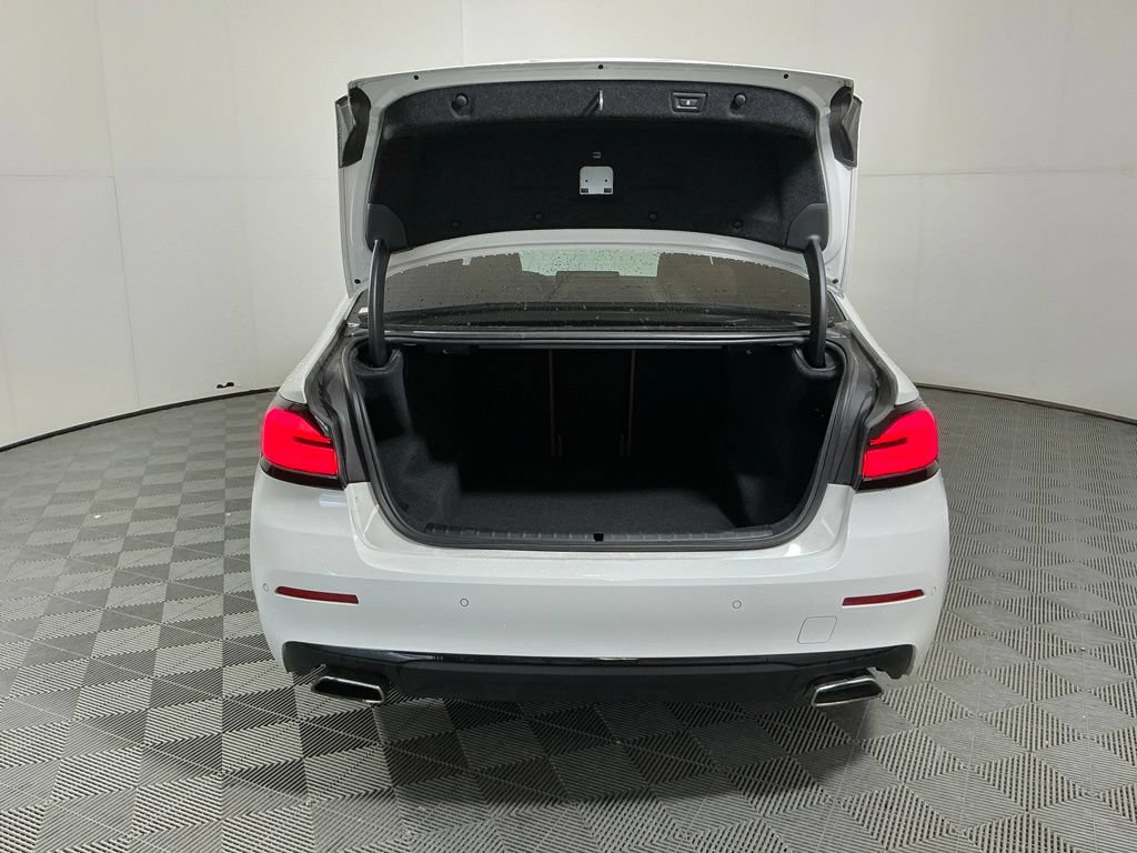 Used 2021 BMW 530i RWD image 28