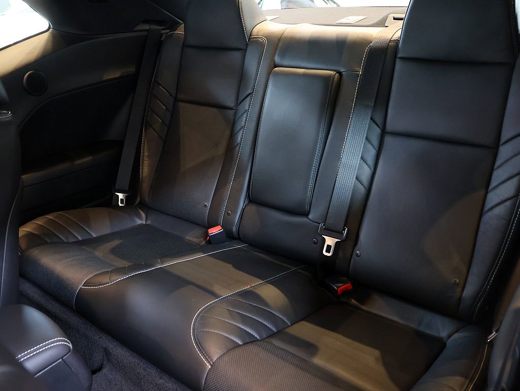 Used 2015 Dodge Challenger SRT Hellcat image 35