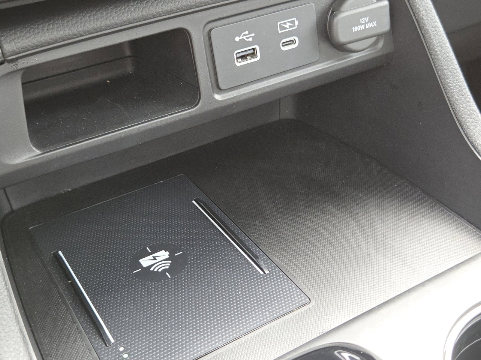 Certified 2025 Honda Pilot Touring image 7