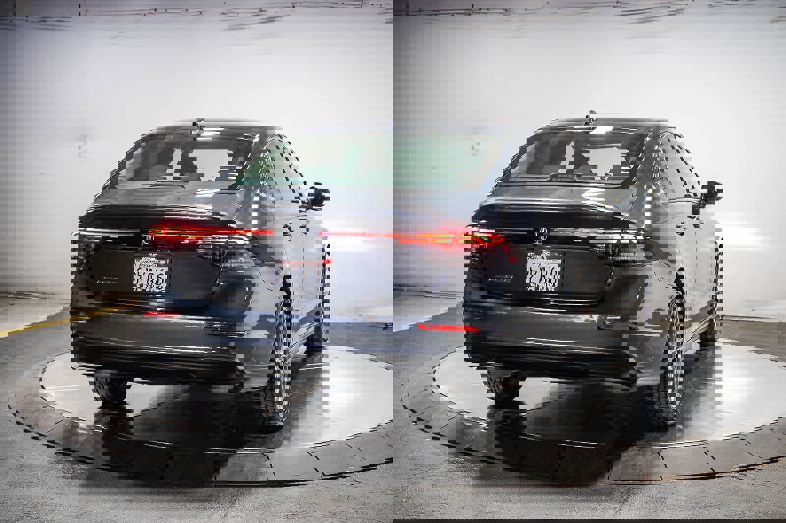 Used 2024 Honda Accord EX image 6