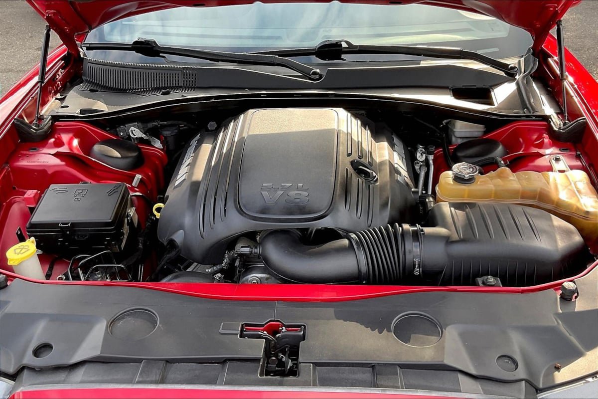 Used 2012 Dodge Charger R/T RWD image 28
