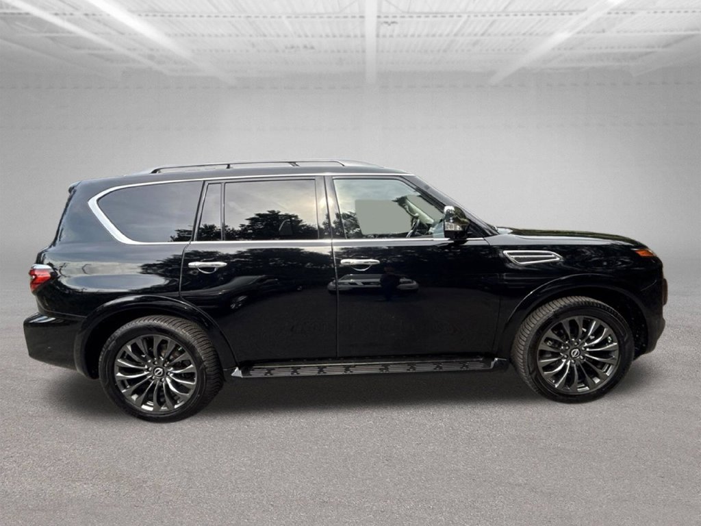 Used 2023 Nissan Armada Platinum w/ Cargo Package AWD/4WD image 4