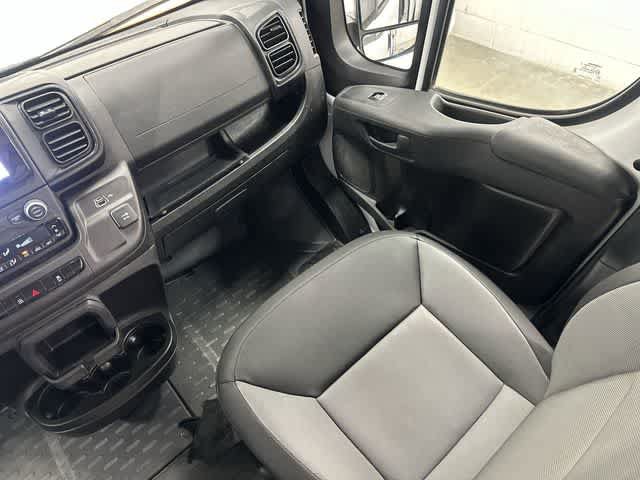 Used 2025 RAM ProMaster 2500 w/ Convenience Group FWD image 13