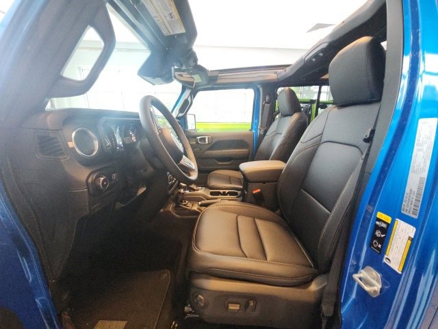 New 2026 Jeep Wrangler Sahara image 33