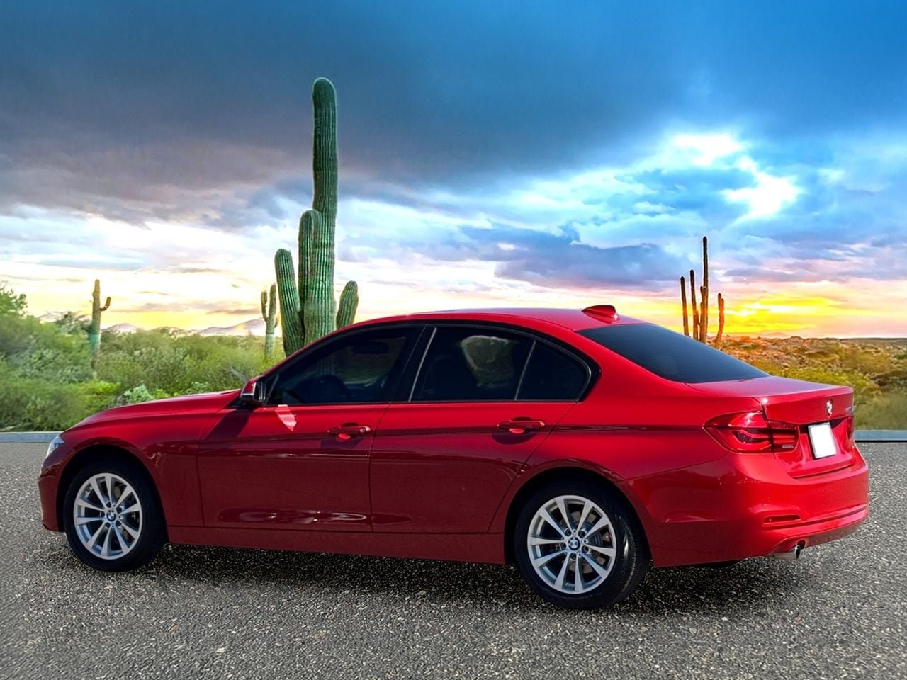 Used 2017 BMW 320i Sedan RWD image 4