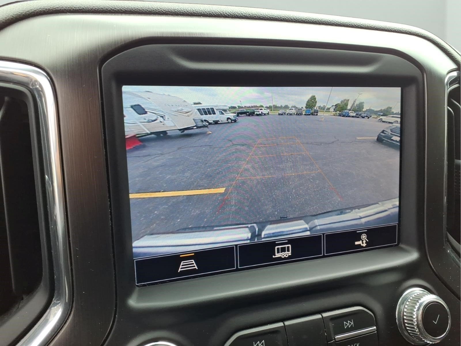 Used 2021 GMC Sierra 1500 AT4 w/ AT4 Preferred Package AWD/4WD image 11
