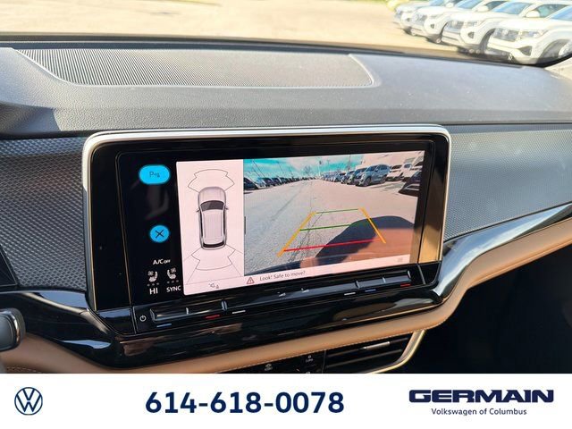 New 2026 Volkswagen Atlas Cross Sport SEL R-Line image 31