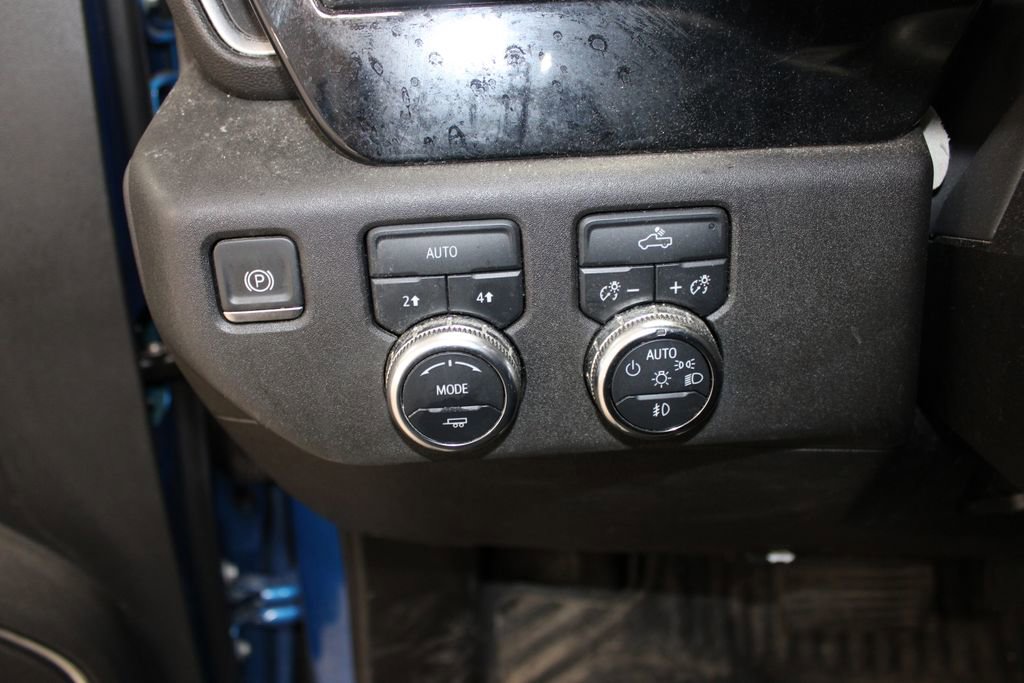 Used 2024 GMC Sierra 1500 Elevation image 23