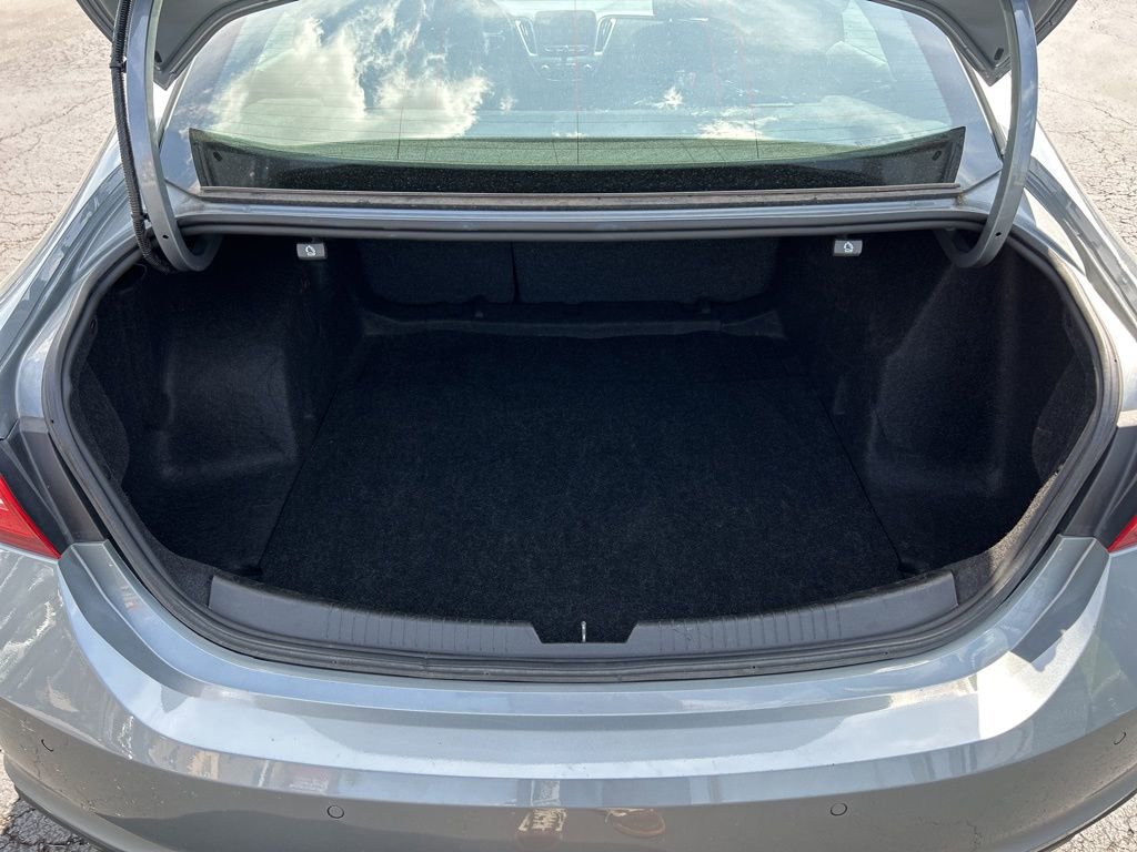 Used 2024 Chevrolet Malibu LT FWD image 40