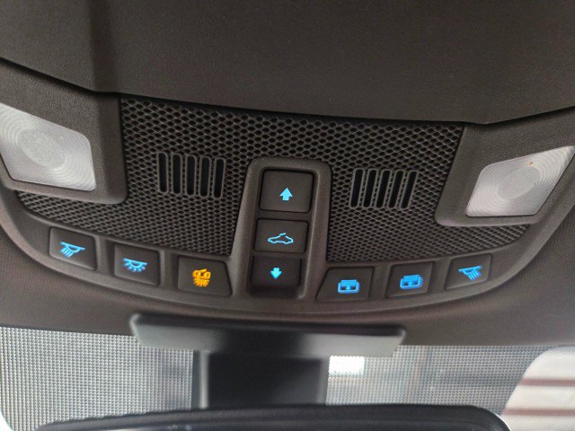 Used 2017 Ford F150 King Ranch w/ Equipment Group 601A Luxury AWD/4WD image 71