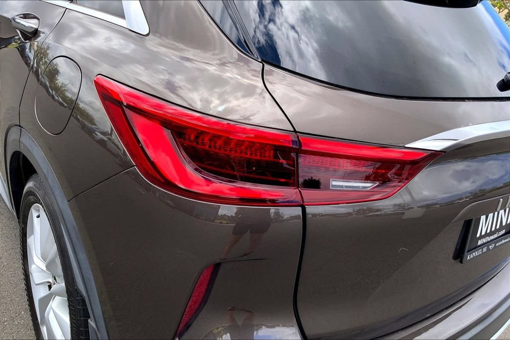Used 2019 INFINITI QX50 Essential w/ Cargo Package FWD image 28