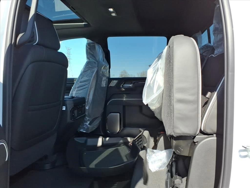 New 2026 GMC Sierra 2500 AT4X image 15