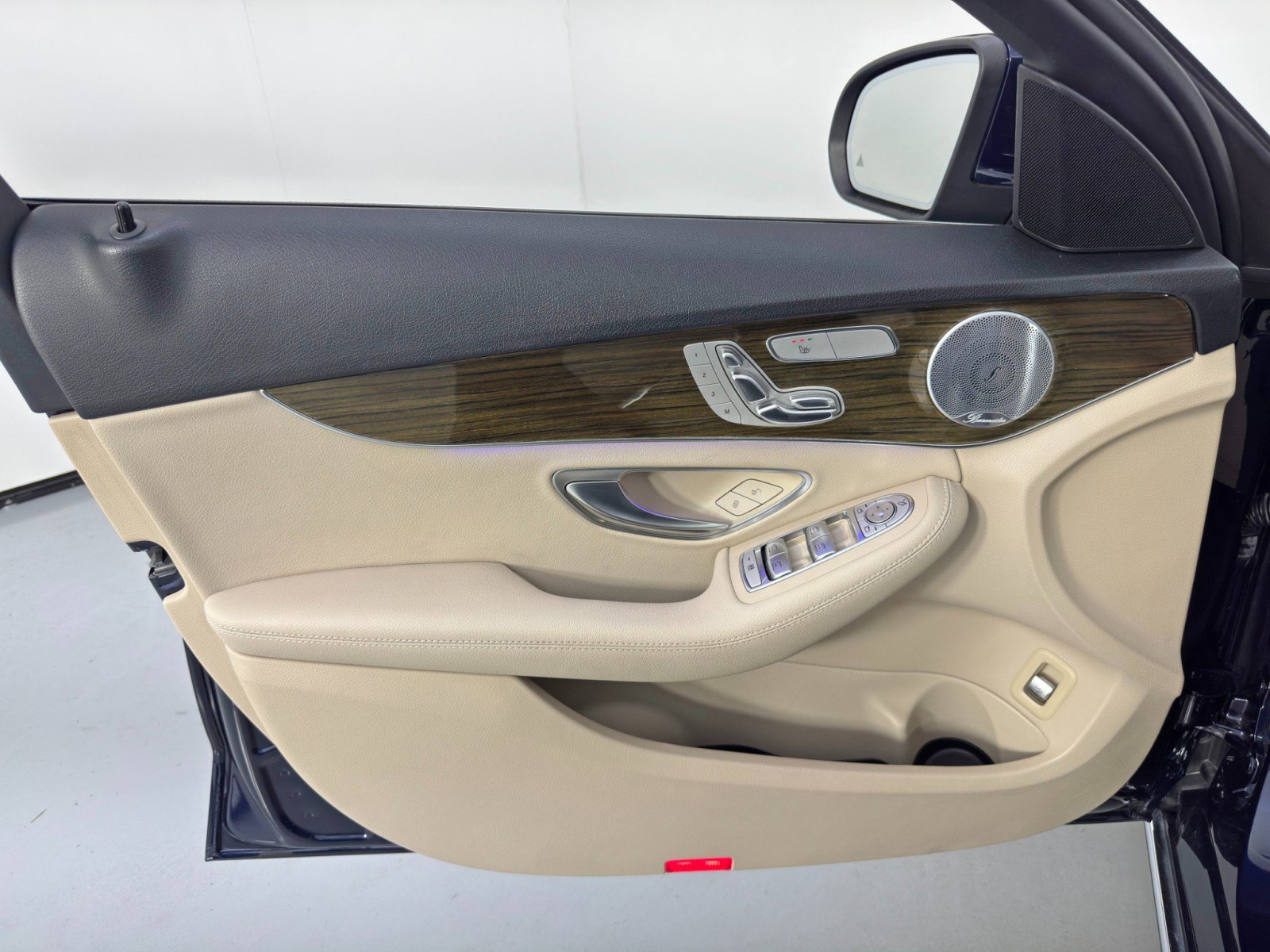 Used 2021 Mercedes-Benz C 300 Sedan w/ Premium Package image 42