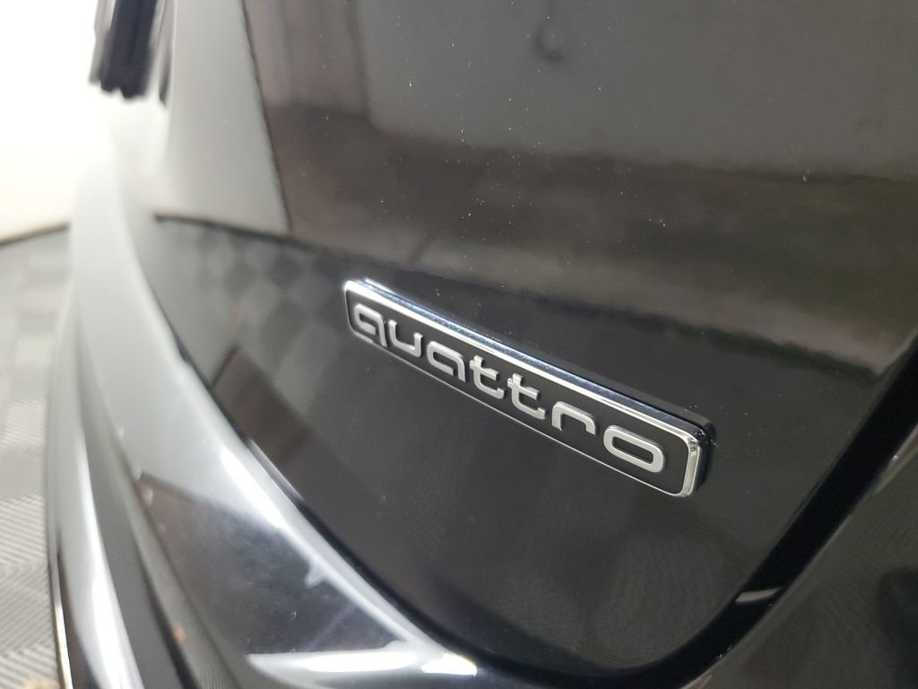 Certified 2023 Audi Q4 e-tron Prestige w/ Black Optic Package AWD/4WD image 7