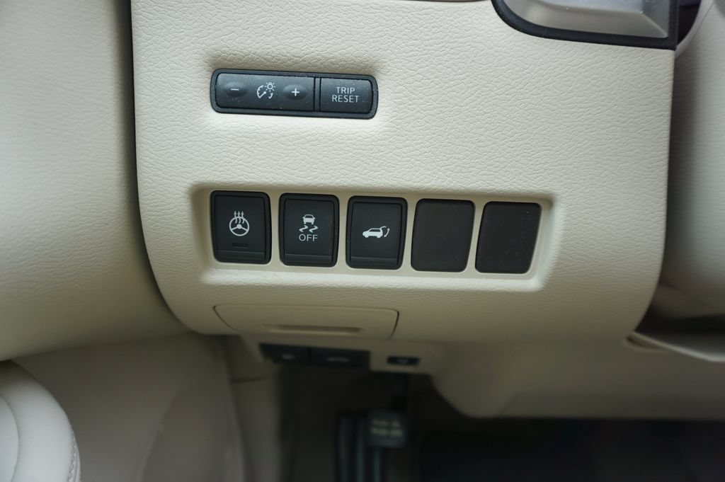 Used 2015 Nissan Murano Platinum w/ Platinum Technology Package AWD/4WD image 4