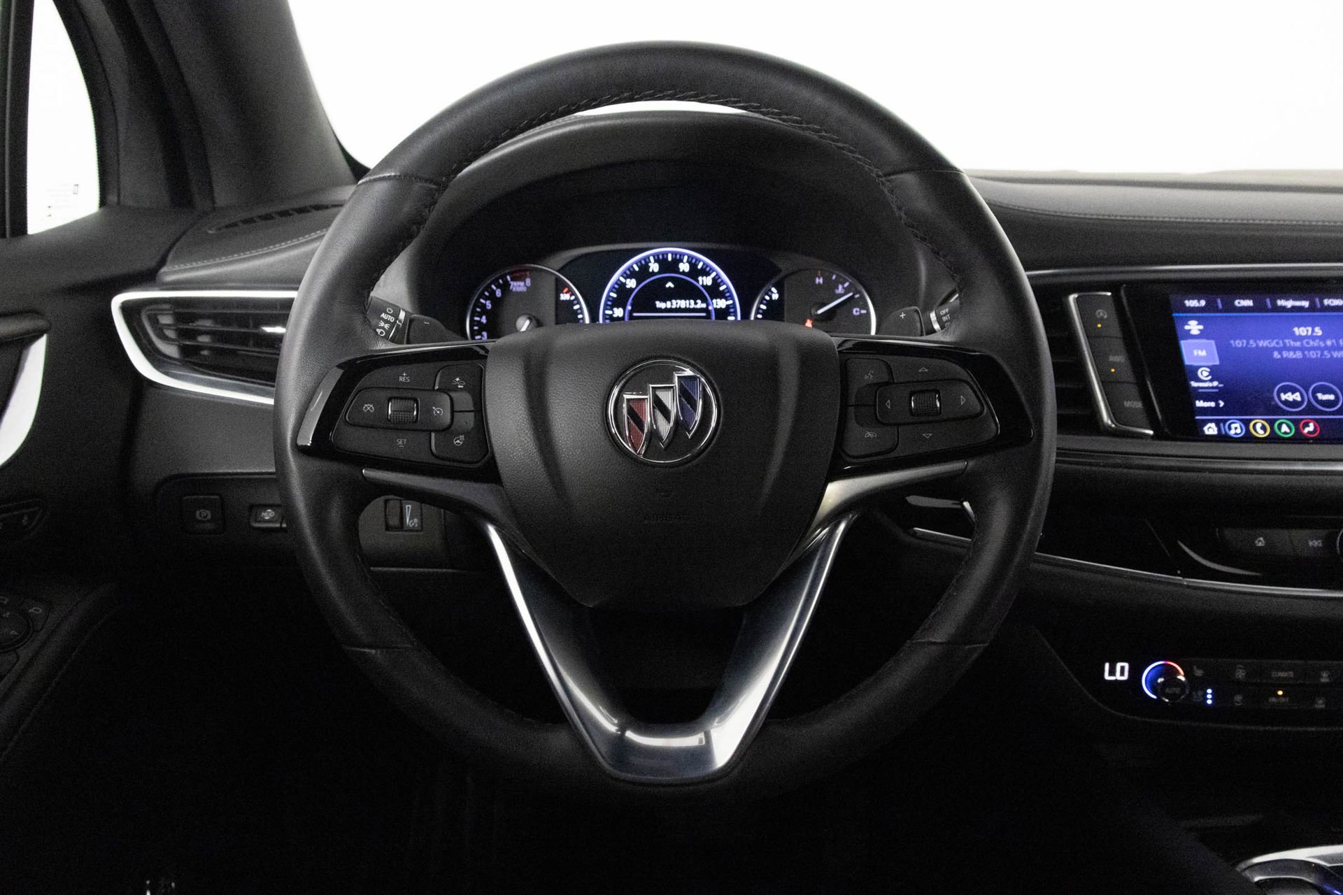 Certified 2023 Buick Enclave Avenir w/ Avenir Technology Package image 27