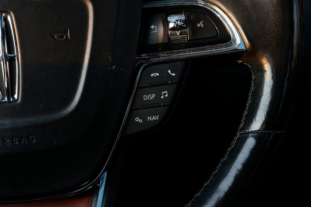 Used 2019 Lincoln Navigator Select image 50
