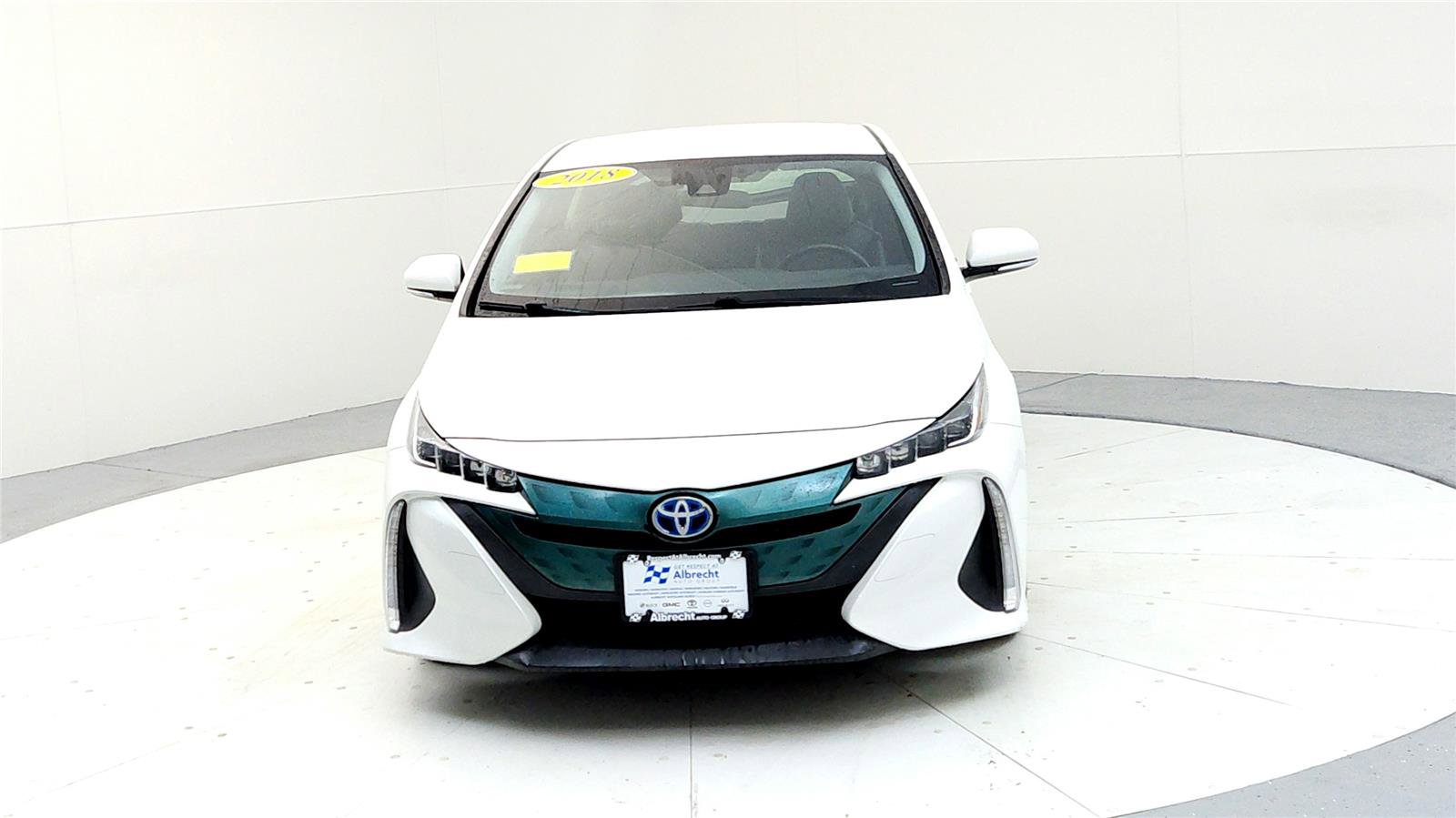 Used 2018 Toyota Prius Prime Premium image 8