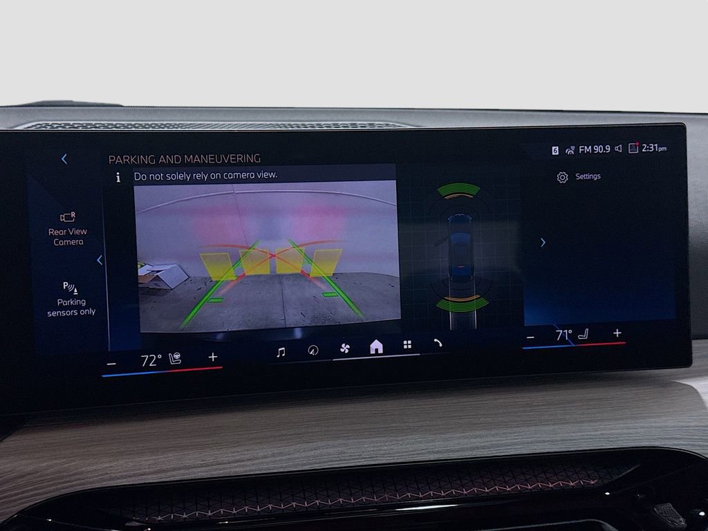 New 2026 BMW 330i 330i w/ Convenience Package image 9