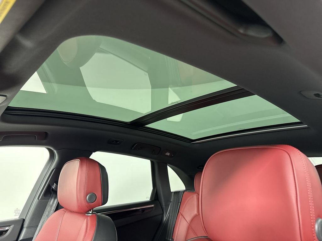New 2026 Porsche Macan AWD/4WD image 42