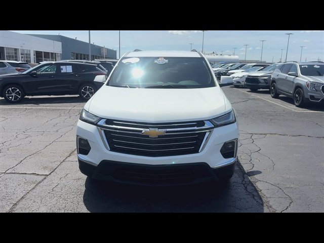 Certified 2023 Chevrolet Traverse LT FWD image 3