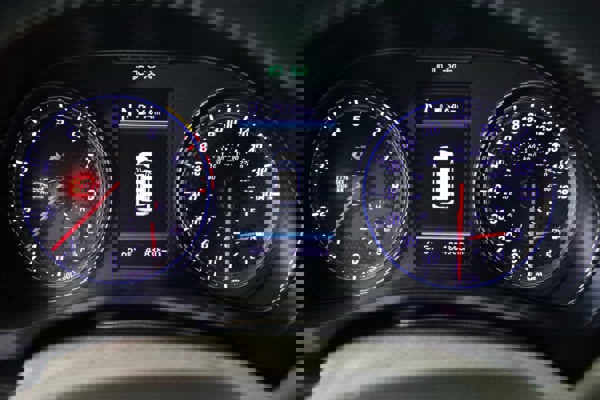 Used 2019 Hyundai Veloster N N w/ Performance Package image 31