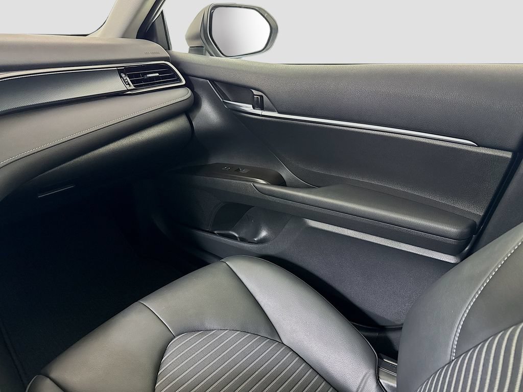 Used 2024 Toyota Camry SE FWD image 23