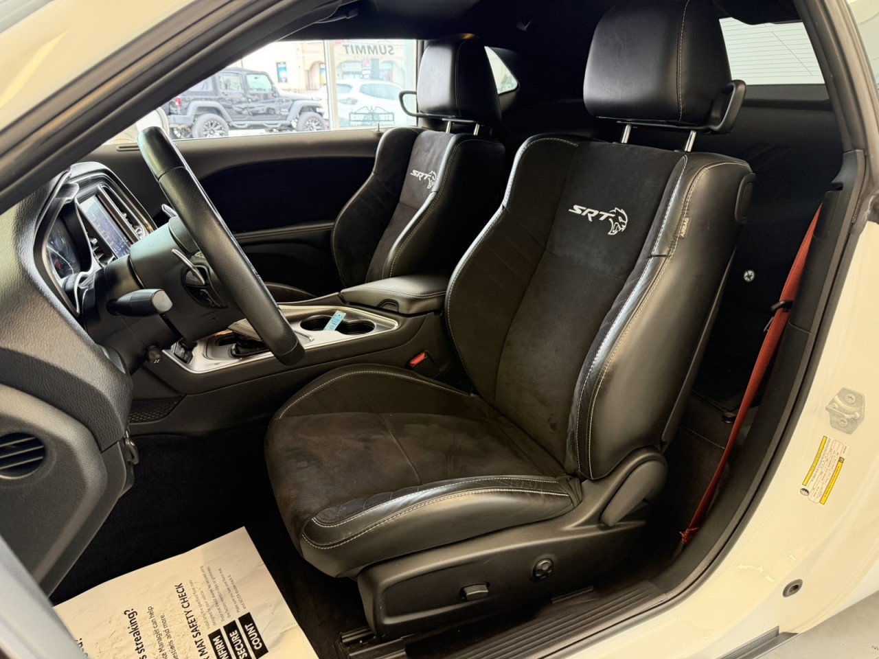 Used 2018 Dodge Challenger SRT Hellcat image 37