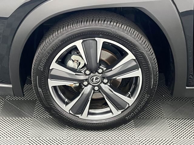 Certified 2025 Lexus UX 300h FWD image 23