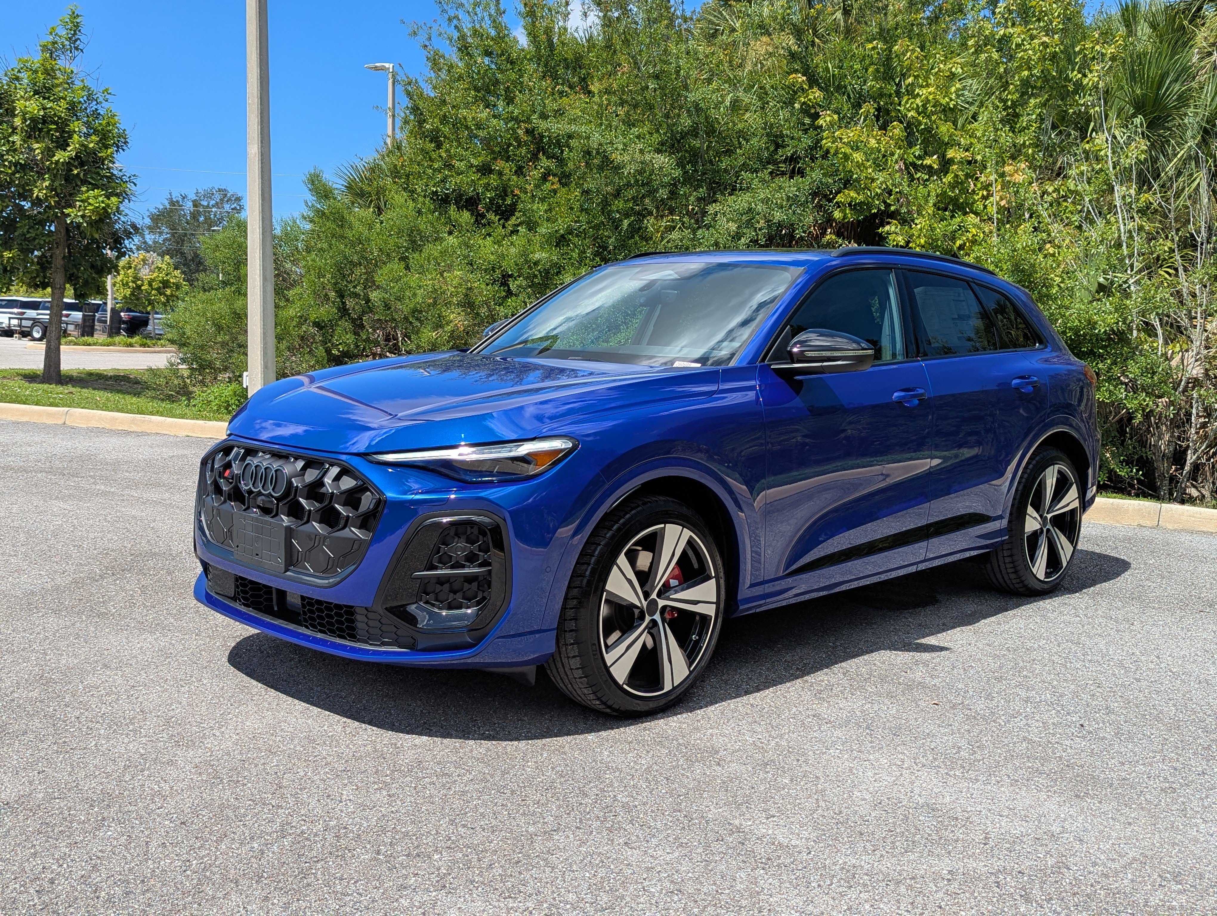 New 2026 Audi SQ5 Premium Plus AWD/4WD image 3