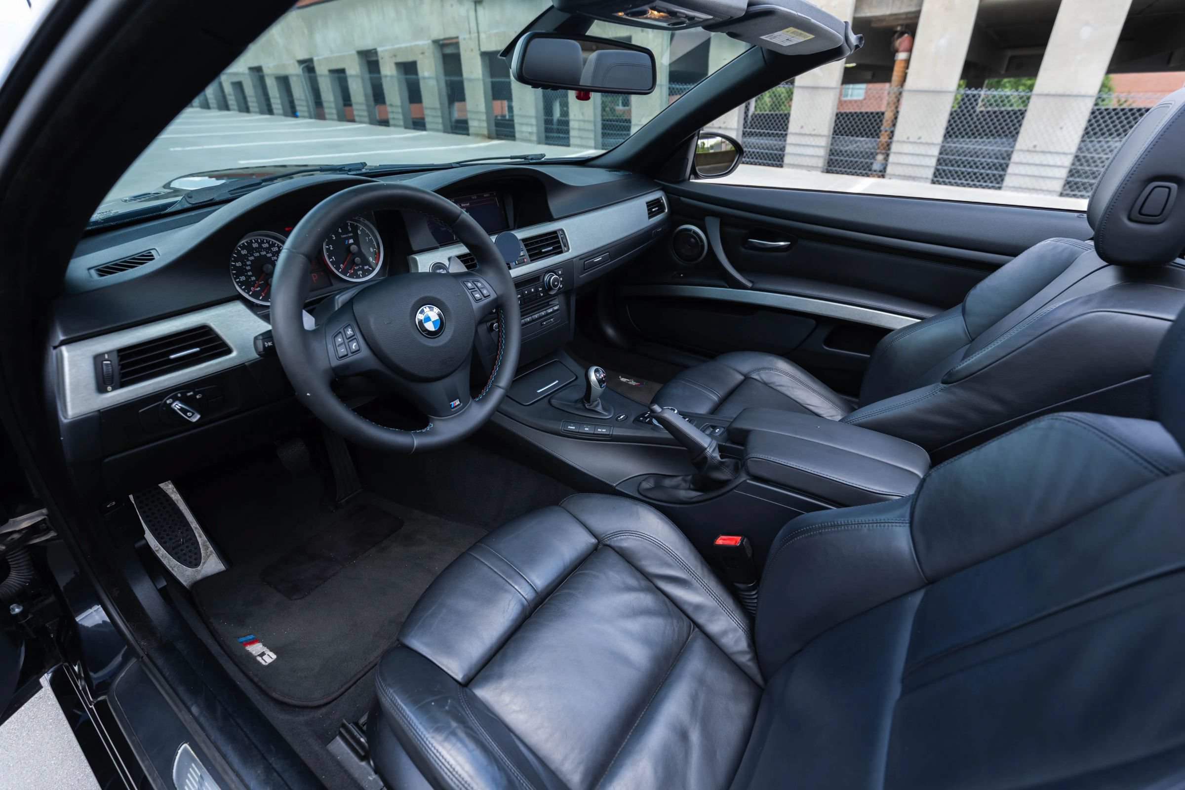 Used 2010 BMW M3 Convertible RWD image 21
