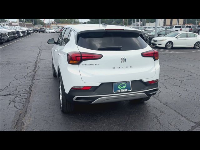 Certified 2024 Buick Encore GX Preferred w/ Comfort Package FWD image 7