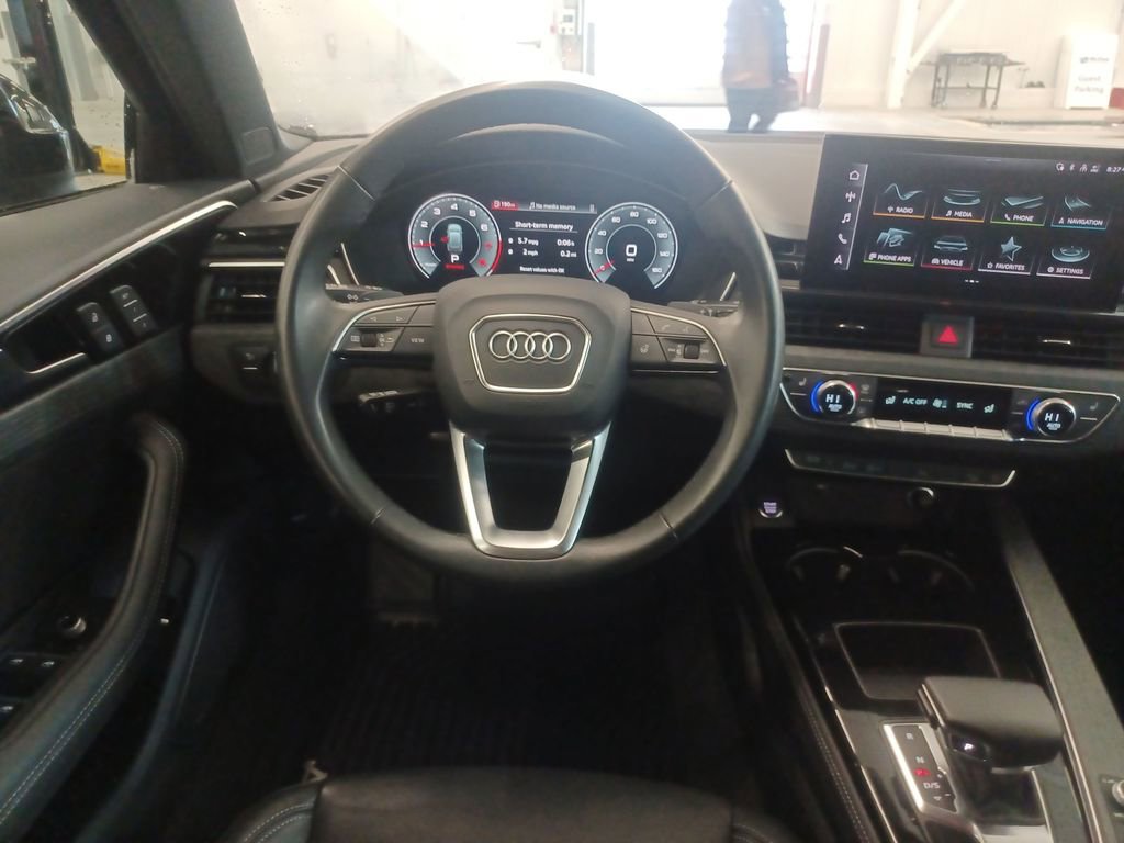 Used 2023 Audi A4 2.0T allroad Premium Plus image 13