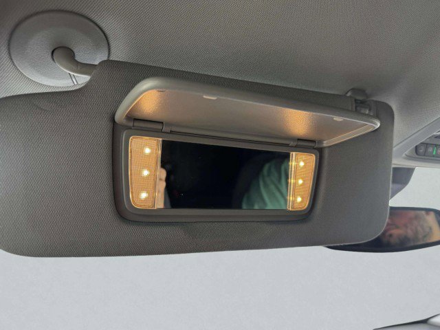 Used 2022 GMC Terrain SLE w/ Driver Convenience Package image 37