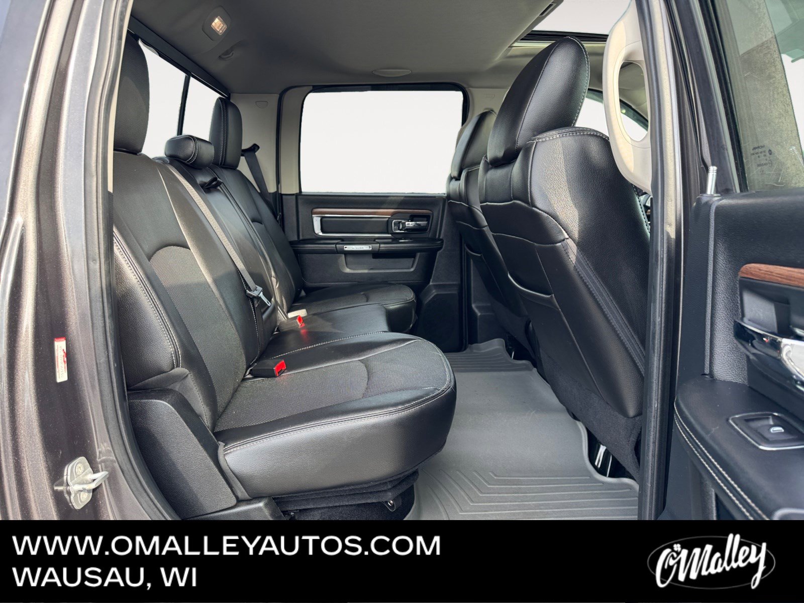 Used 2014 RAM 1500 Laramie w/ Trailer Tow Group image 13