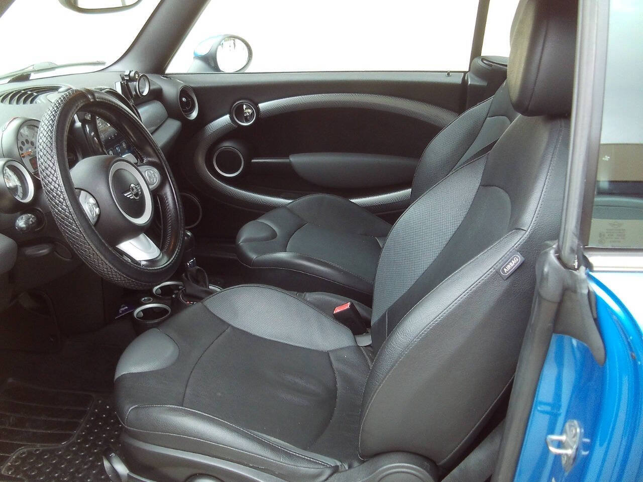 Used 2010 MINI Cooper S FWD image 9