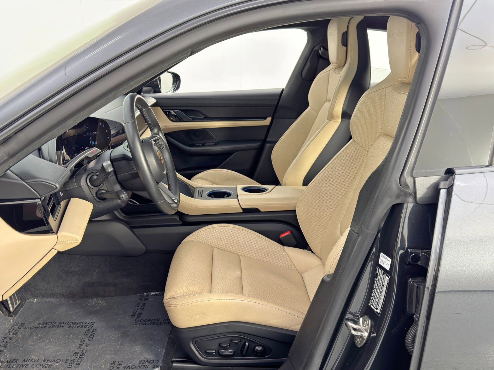 Used 2020 Porsche Taycan Turbo image 17