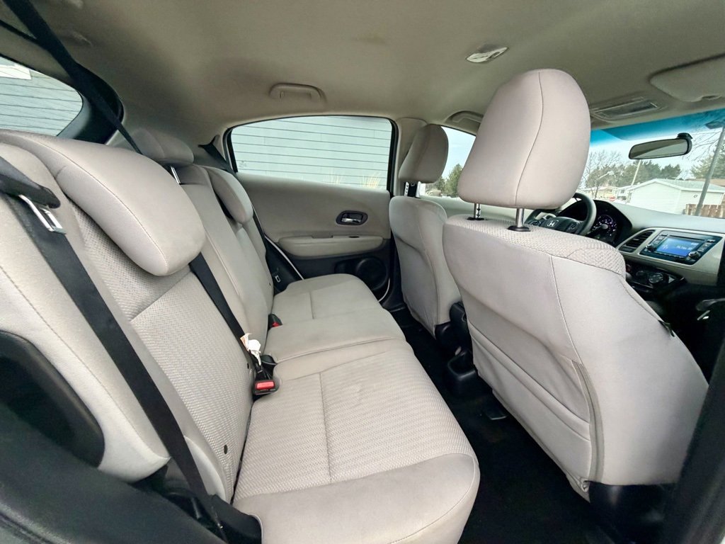 Used 2016 Honda HR-V LX image 14