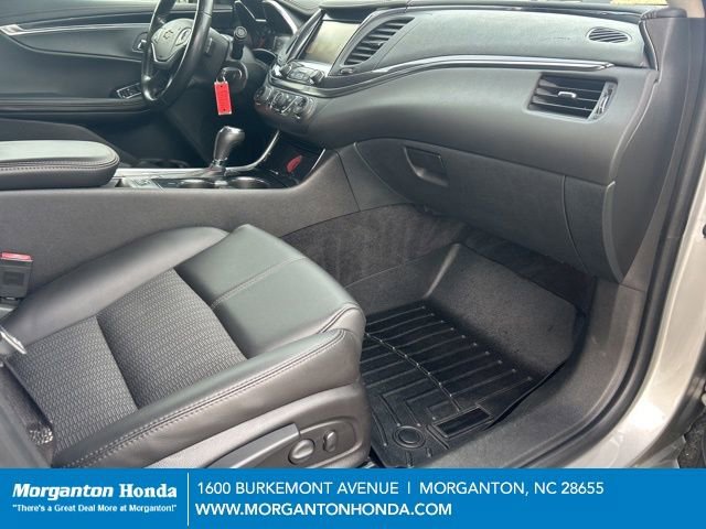 Used 2016 Chevrolet Impala LT image 32