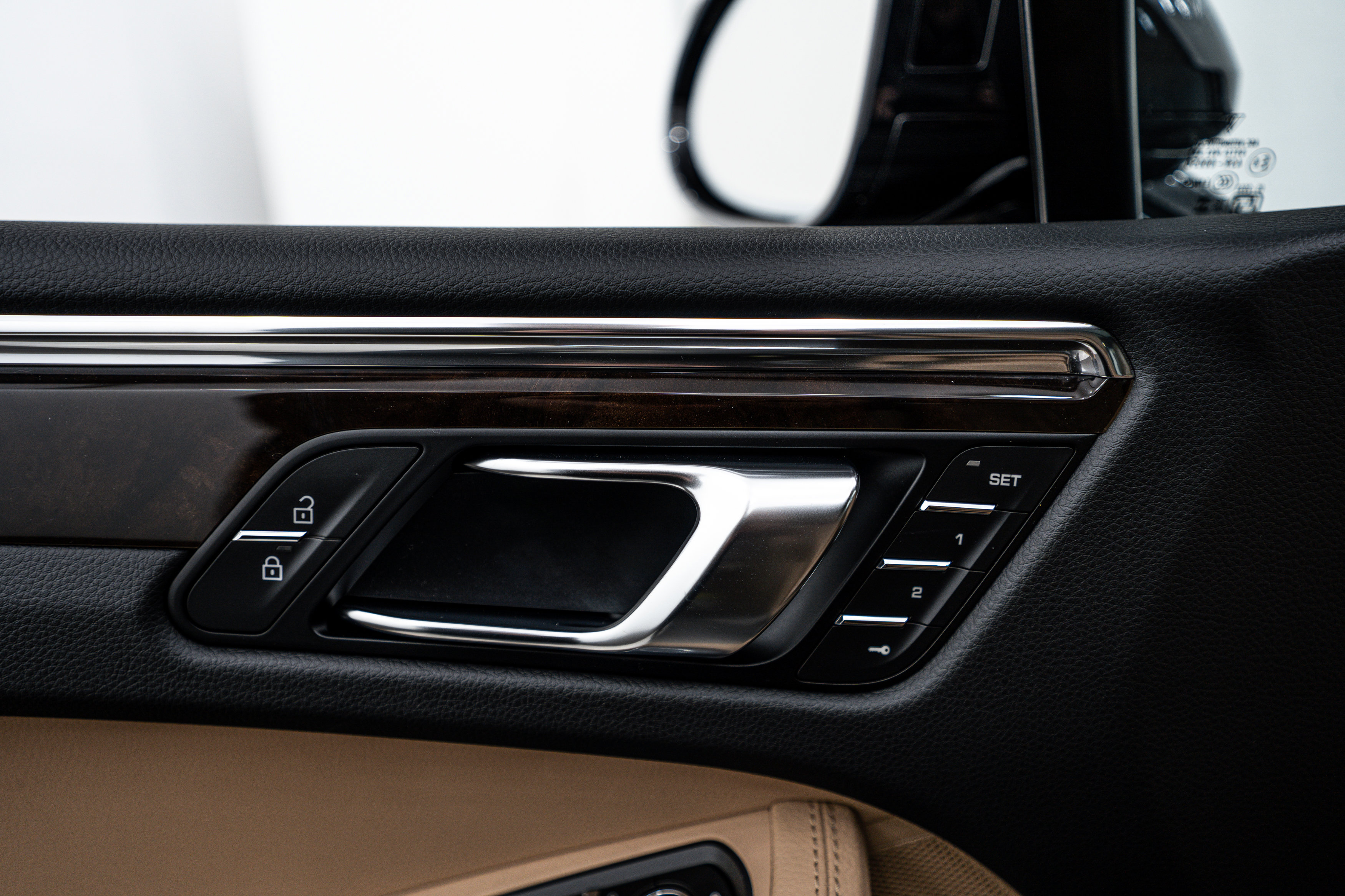 New 2026 Porsche Macan image 18