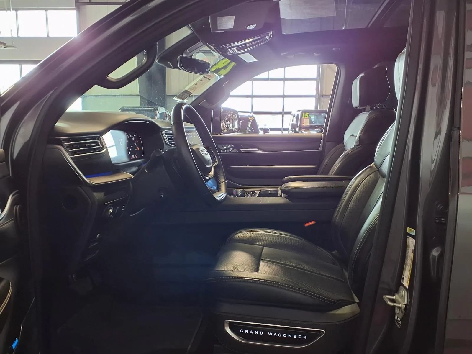 Used 2024 Jeep Grand Wagoneer L 4WD w/ Flexible Seating Group image 22