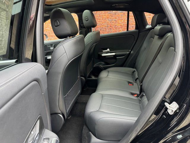 Certified 2024 Mercedes-Benz GLA 250 4MATIC image 26