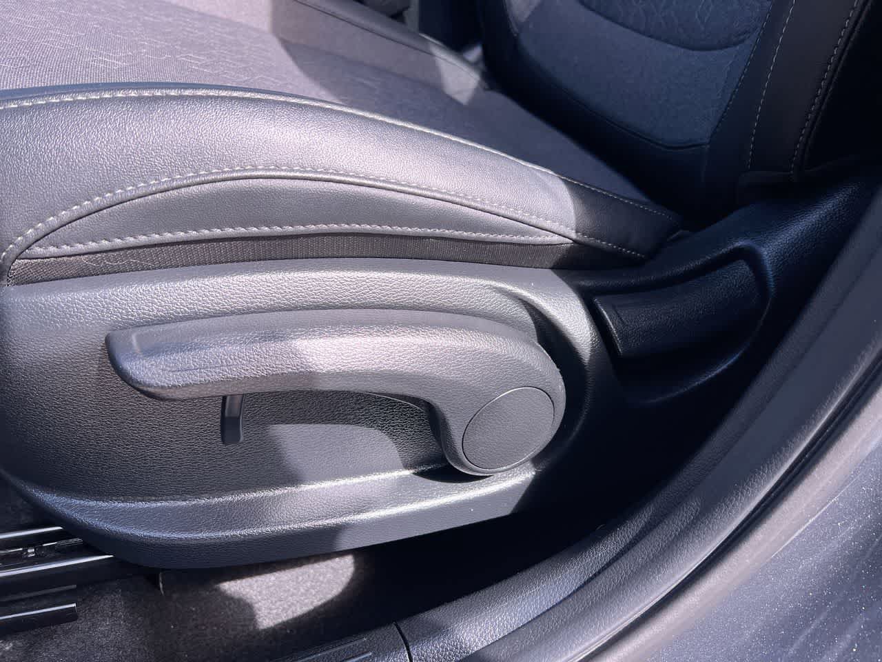 Certified 2025 Kia Seltos S AWD/4WD image 12