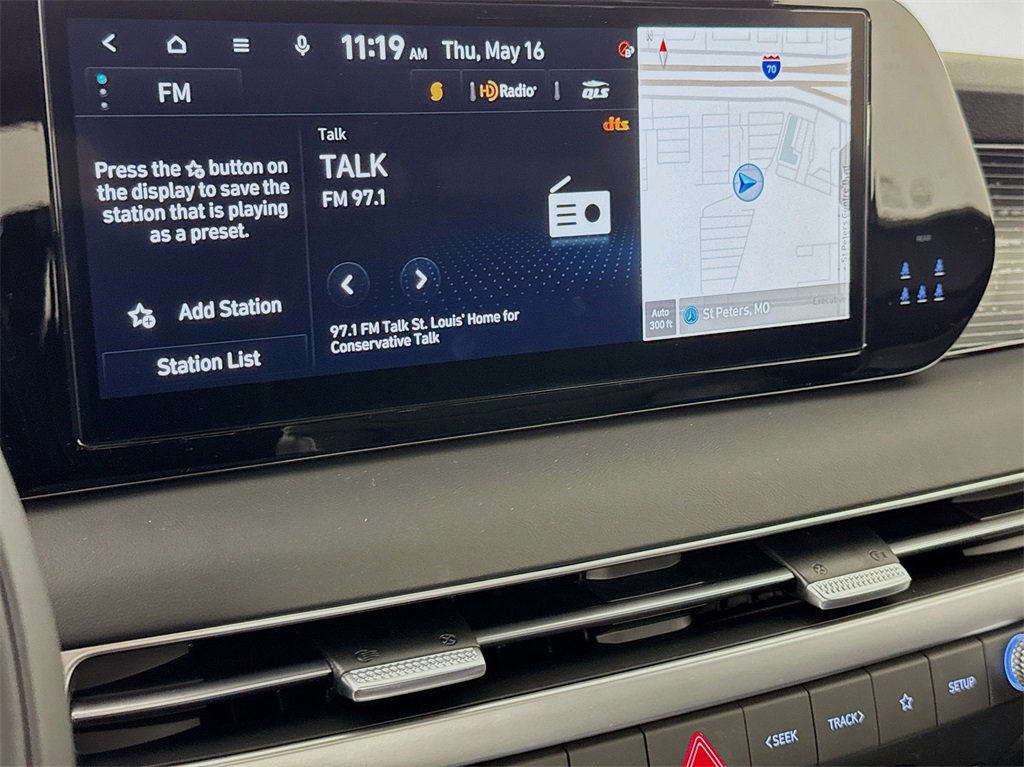 Used 2024 Hyundai Palisade Calligraphy image 15