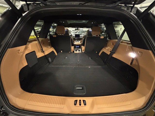 Used 2022 Lincoln Aviator Black Label w/ Dynamic Handling Package image 27