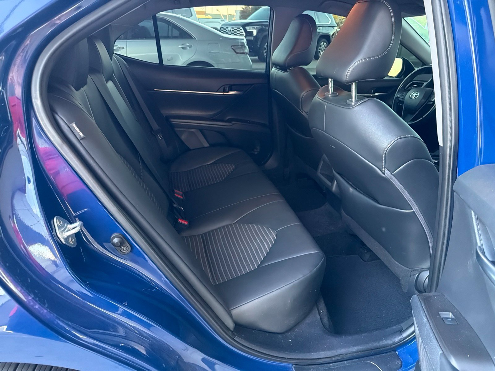 Used 2024 Toyota Camry SE FWD image 12