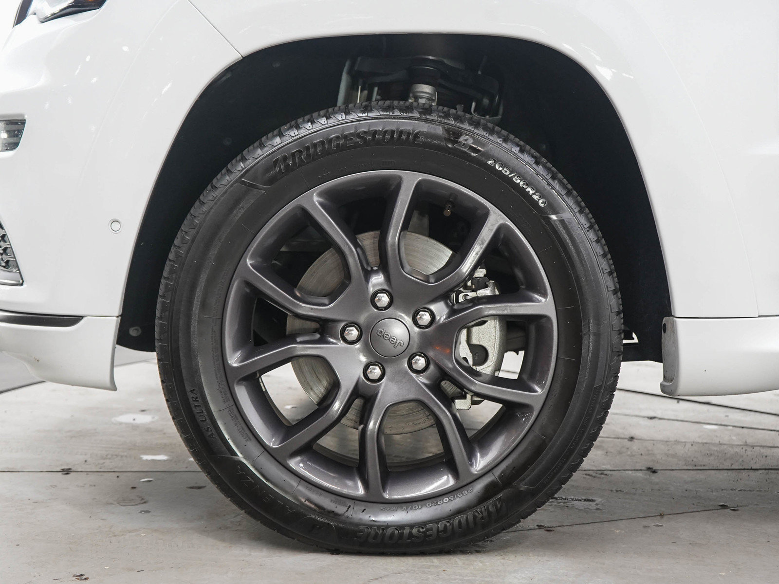 Used 2021 Jeep Grand Cherokee High Altitude AWD/4WD image 29